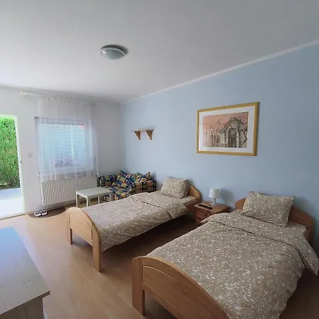 招待所 Cozy Guestrooms With Garden *