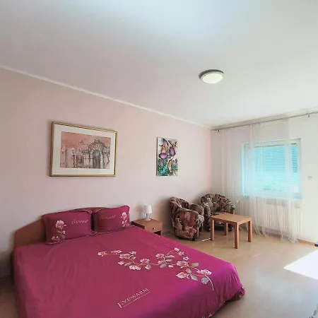Cozy Guestrooms With Garden ゲストハウス